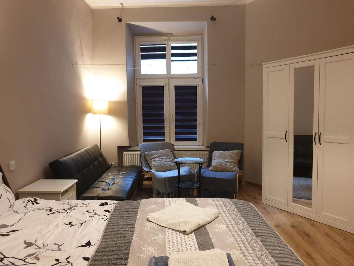 Apartament W Kamienicy W Centrum Krakowa المظهر الخارجي الصورة